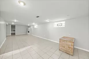 14129 S Michigan Ave, Riverdale, IL 60827 - Photo 13