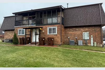 1020 9th Street #4, Harvard, IL 60033 - Photo 1