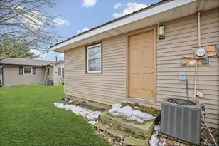 618 Meadow Ln St, Leroy, IL 61752 - Photo 27