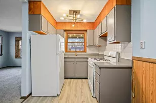 618 Meadow Ln St, Leroy, IL 61752 - Photo 11