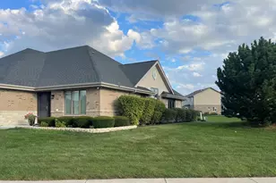 2122 Sky Hbr Dr, New Lenox, IL 60451 - Photo 3