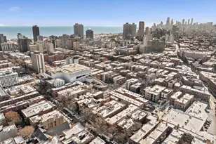 667 W Barry Ave, Chicago, IL 60657 - Photo 21