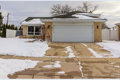 793 Timothy Lane, Des Plaines, IL 60016 - Photo 1