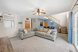 1110 Colonial Dr, Joliet, IL 60432 - Photo 7