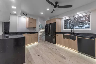 2200 Willow Lane, Rockford, IL 61107 - Photo 25