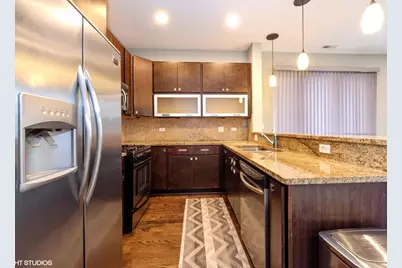 7932 W Grand Avenue #2W, Elmwood Park, IL 60707 - Photo 5