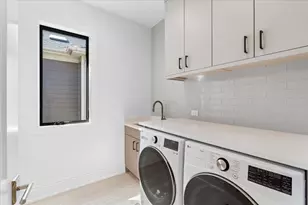 2119 N Seminary Ave, Chicago, IL 60614 - Photo 25