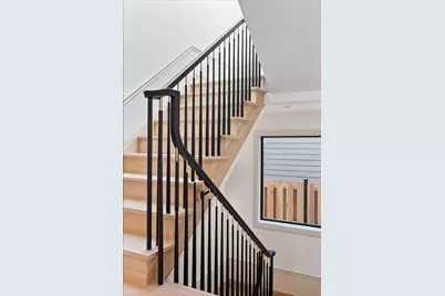 2119 N Seminary Avenue, Chicago, IL 60614 - Photo 9