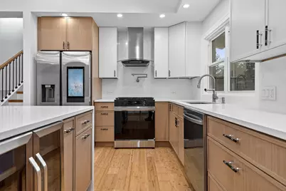 200 N Pine Street, Prospect Heights, IL 60070 - Photo 13