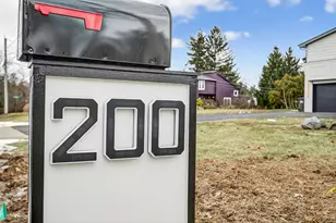 200 N Pine St, Prospect Heights, IL 60070 - Photo 3