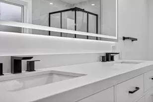 200 N Pine St, Prospect Heights, IL 60070 - Photo 25