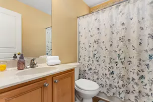 20524 McGilvray Dr, Crest Hill, IL 60403 - Photo 19