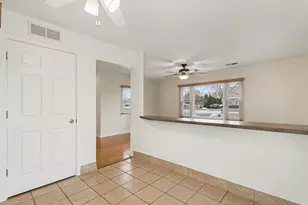 2423 Pecan St, Joliet, IL 60435 - Photo 7