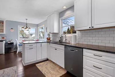 5901 Sandringham Lane, Rockford, IL 61107 - Photo 5