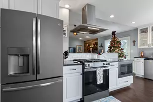 5901 Sandringham Ln, Rockford, IL 61107 - Photo 7