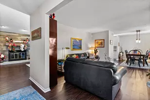 5901 Sandringham Ln, Rockford, IL 61107 - Photo 19