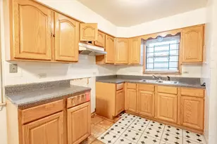 12628 S Emerald Ave, Chicago, IL 60628 - Photo 5