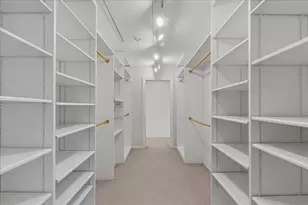 100 Williamsburg Rd, Evanston, IL 60203 - Photo 19