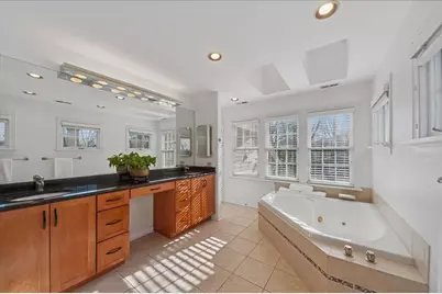 100 Williamsburg Road, Evanston, IL 60203 - Photo 17