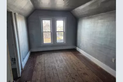 290 W Kankakee Avenue, Herscher, IL 60941 - Photo 9