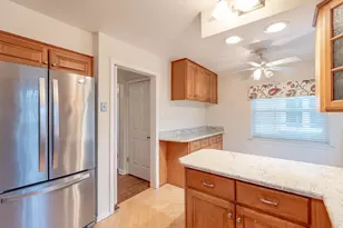 6225 N Kirkwood Ave, Chicago, IL 60646 - Photo 7