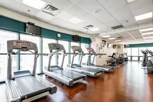 100 E Huron St, Chicago, IL 60611 - Photo 31