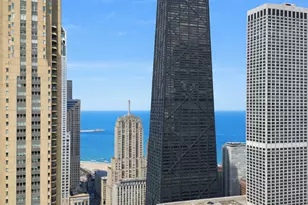 100 E Huron St, Chicago, IL 60611 - Photo 29