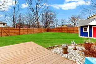 239 Capitol Dr, Bolingbrook, IL 60440 - Photo 11