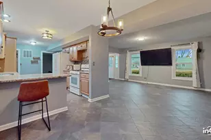 239 Capitol Dr, Bolingbrook, IL 60440 - Photo 5