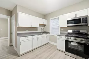 1217 N Harding Ave, Chicago, IL 60651 - Photo 11