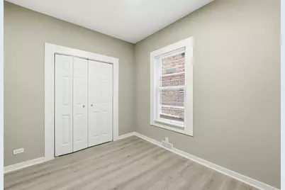 1217 N Harding Avenue, Chicago, IL 60651 - Photo 13