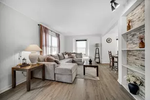 523 N Cedar Rd, New Lenox, IL 60451 - Photo 5