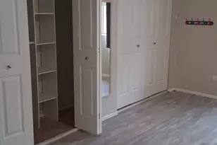 960 S River Rd, Des Plaines, IL 60016 - Photo 3