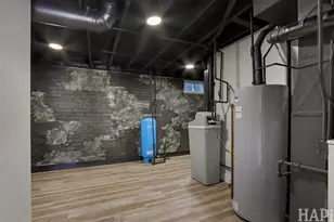 218 N Shore Dr, Oakwood Hills, IL 60013 - Photo 25