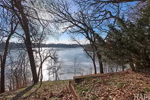 218 N Shore Dr, Oakwood Hills, IL 60013 - Photo 27