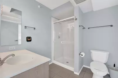 1720 Maple Avenue #2580, Evanston, IL 60201 - Photo 13