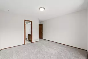 2555 Clayton Blvd, Champaign, IL 61822 - Photo 21