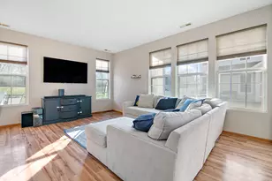 25447 Colligan St, Manhattan, IL 60442 - Photo 5