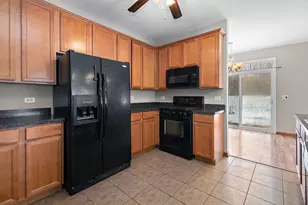 25447 Colligan St, Manhattan, IL 60442 - Photo 7