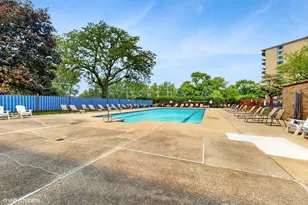 6833 N Kedzie Ave, Chicago, IL 60645 - Photo 19