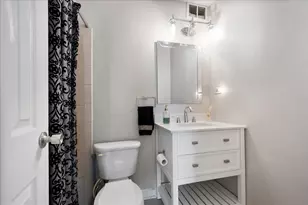 6833 N Kedzie Ave, Chicago, IL 60645 - Photo 15