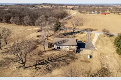 8611 Huber Road, Belvidere, IL 61008 - Photo 7