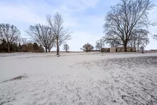 8611 Huber Rd, Belvidere, IL 61008 - Photo 11