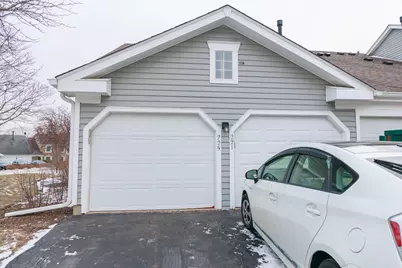 225 Thornapple Court #225, Buffalo Grove, IL 60089 - Photo 1