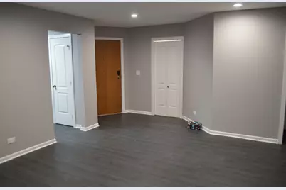 225 Thornapple Court #225, Buffalo Grove, IL 60089 - Photo 3