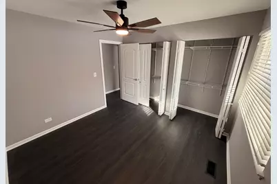 225 Thornapple Court #225, Buffalo Grove, IL 60089 - Photo 9