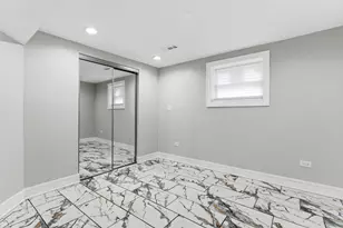 9410 S Champlain Ave, Chicago, IL 60619 - Photo 17