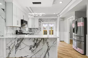 9410 S Champlain Ave, Chicago, IL 60619 - Photo 7