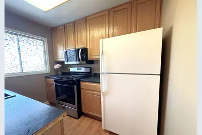 1447 Fremont Drive, Hanover Park, IL 60133 - Photo 7