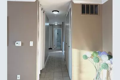 1447 Fremont Drive, Hanover Park, IL 60133 - Photo 9